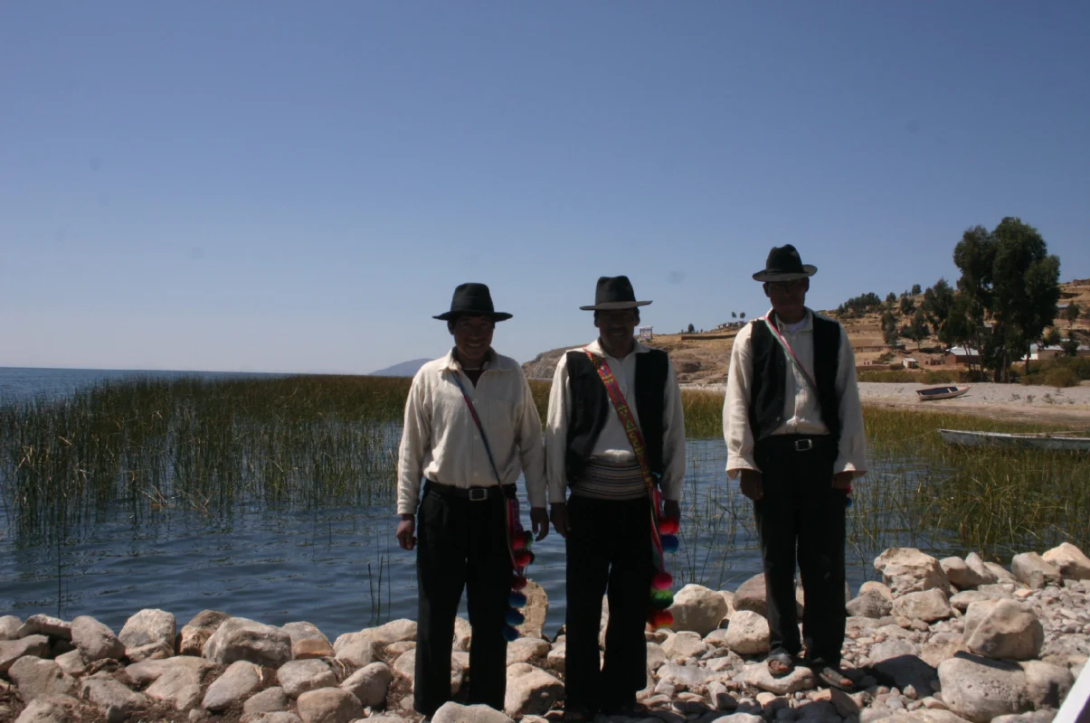 lake titicaca luquina chico locals7
