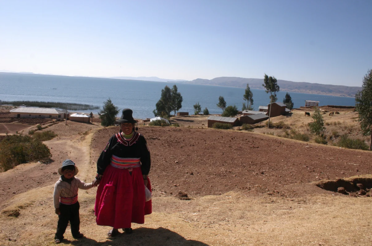 lake titicaca luquina chico locals 8