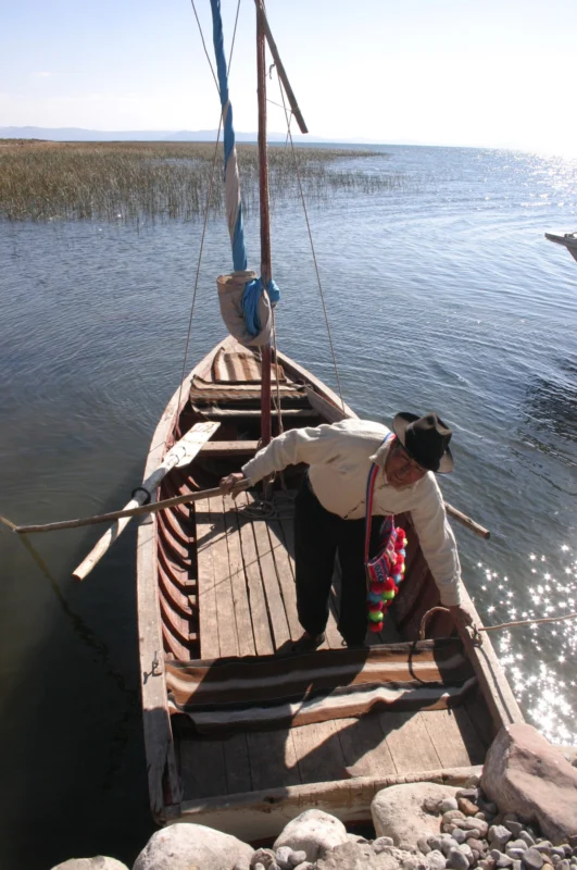lake titicaca luquina chico locals sailing3 e1285697740868