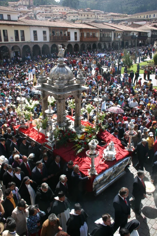 Corpus christi cusco 2