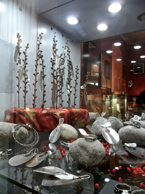 Dedalo Celebrates 20 Years Of Providing Fine Peruvian Artwork 6 peruvian artwork dedalo15