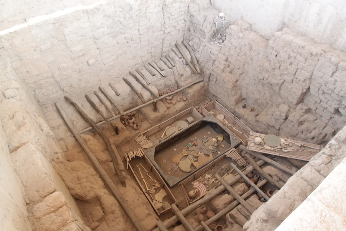 Huaca Rajada 10