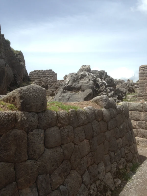 Qenqo 2