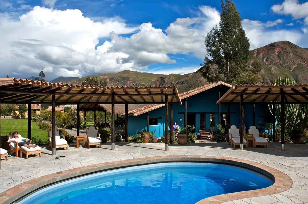 Giving Back In The Sacred Valley: Asociación Sol Y Luna 9 solyluna pool