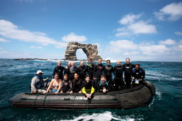 Galapagos Sky - ready for a dive