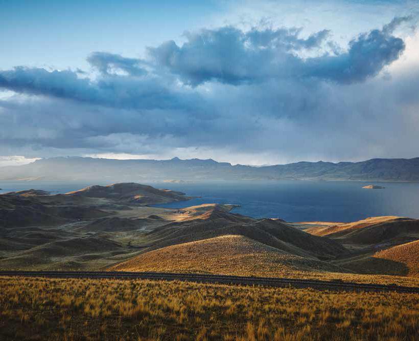 PeruRail Titicaca Train - lake view