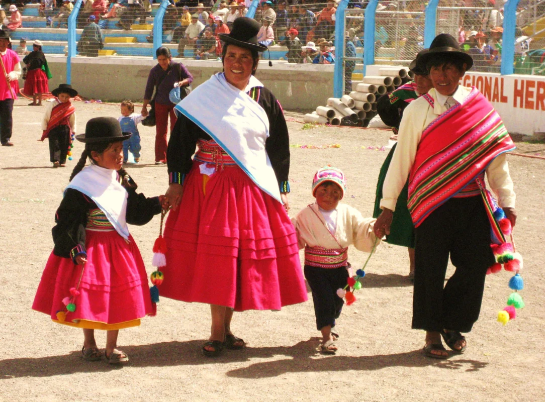 Polleras: All Dressed Up 6 Candelaria Puno 9