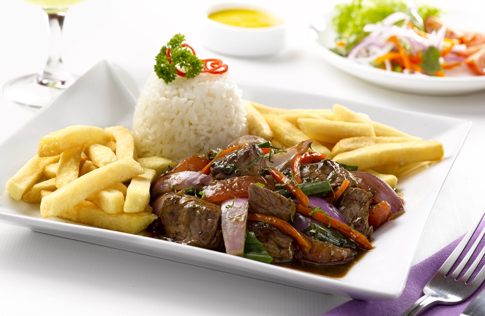 A Guide To Peruvian Potatoes 12 lomo saltado