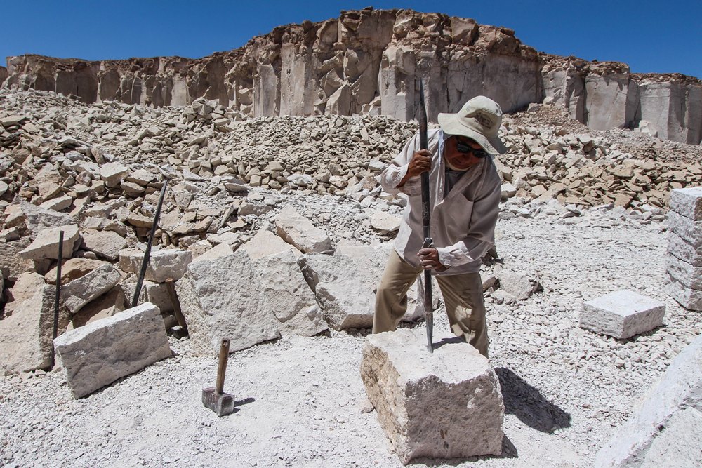 Your Guide To Things To Do In Arequipa And Colca Canyon 6 sillar quarry