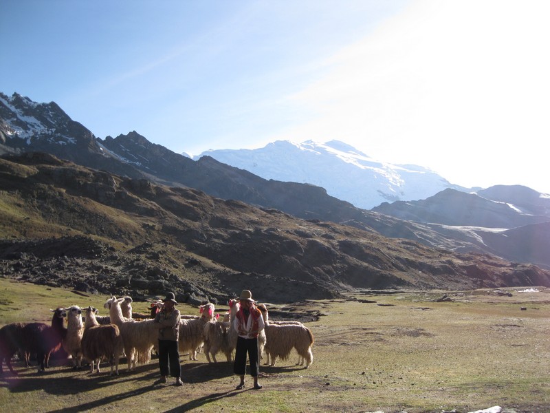 Luxury Trekking In Peru: Our Top 5 Inca Trail Alternatives 12 ausangate1 1