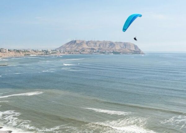 48 Hours In Lima: Away From The Tourist Trail 17 Paraglide at Sunrise