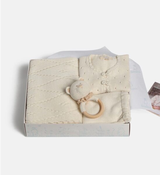 Andean Luxury Gift Guide 2023 17 Bodegon Blanco